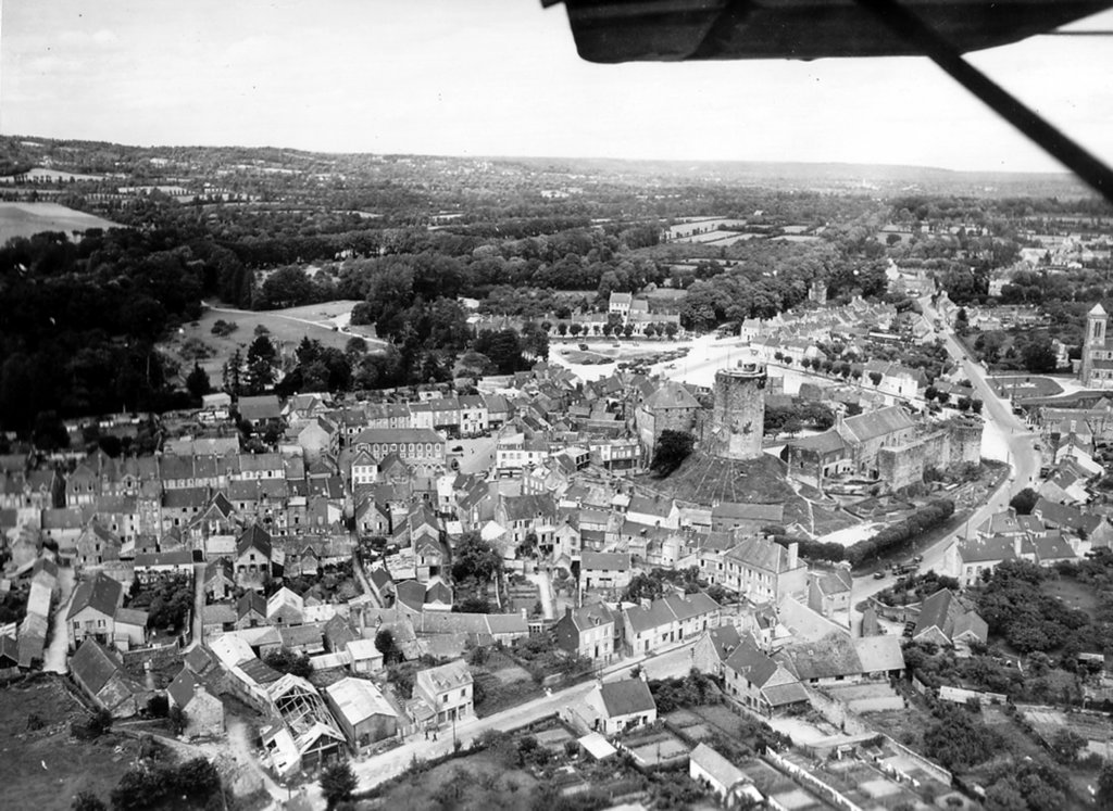 aerialviewofbricquebecfromsouth.jpg