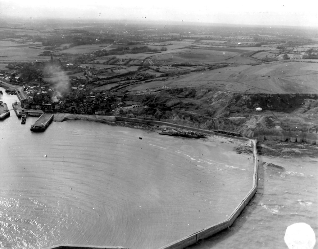 aerialviewofportenbessinbetweenomahaandgoldbeaches.jpg