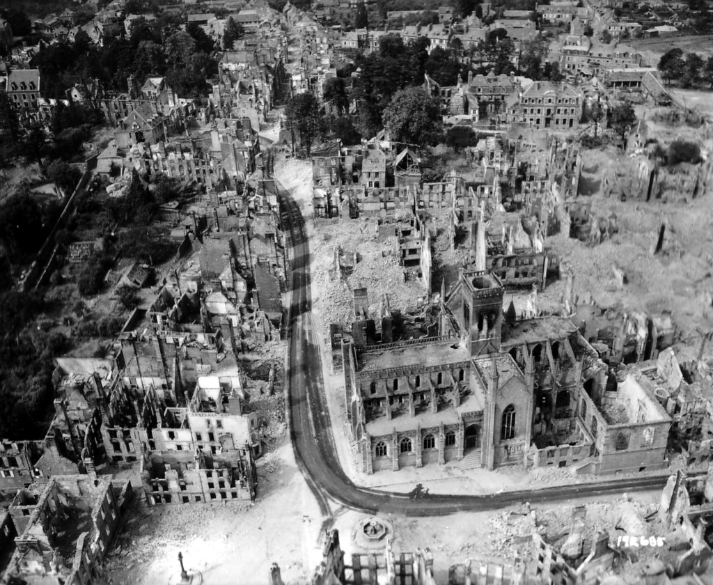 aerialviewofthetownofvireafterthebombingof6and7june1944.jpg