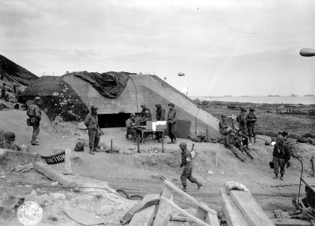 commandpostofthe5thand6thesbsomahabeachonthe10thofjune1944.jpg