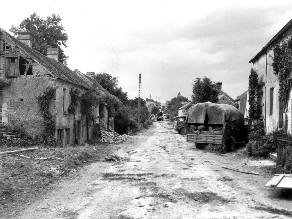 d13roadstlambertsurdive19thto22ndofaugust1944.jpg