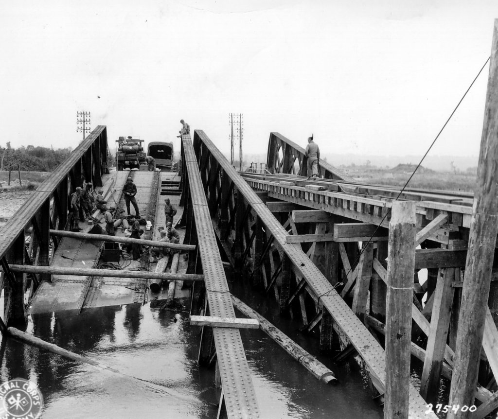 destroyedbridgecetteaugust19442.jpg