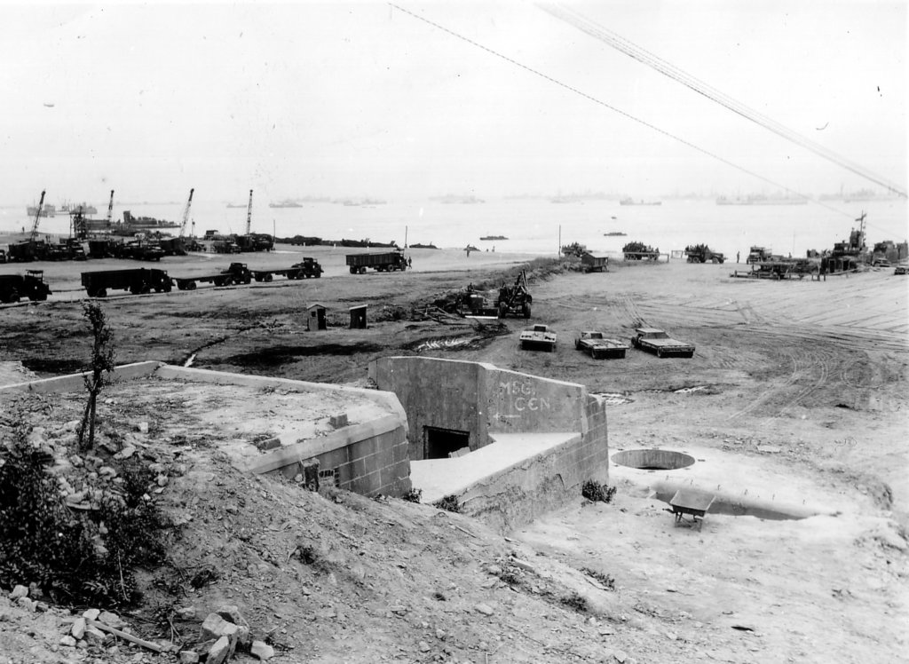 germanbunkeroverlookingomahabeach.jpg