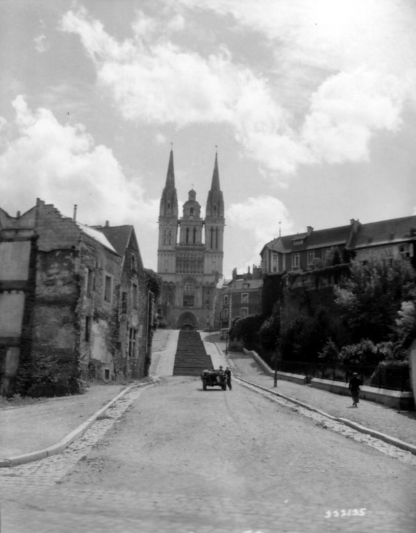 p013120.jpg