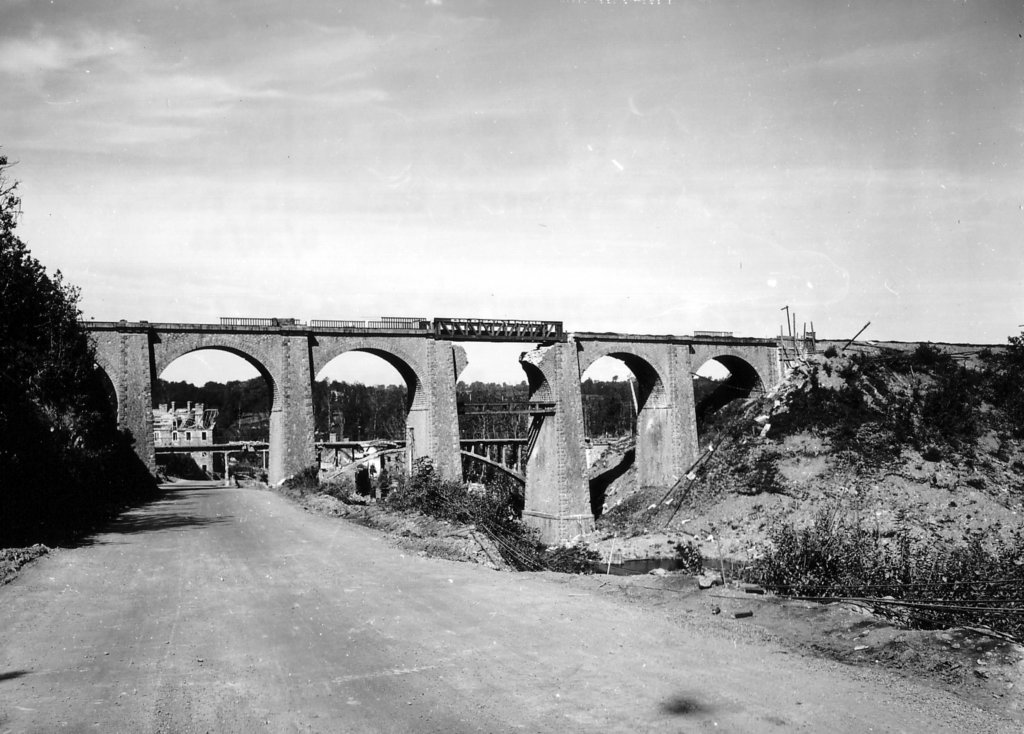 railwaybridgesouthofcoutances.jpg