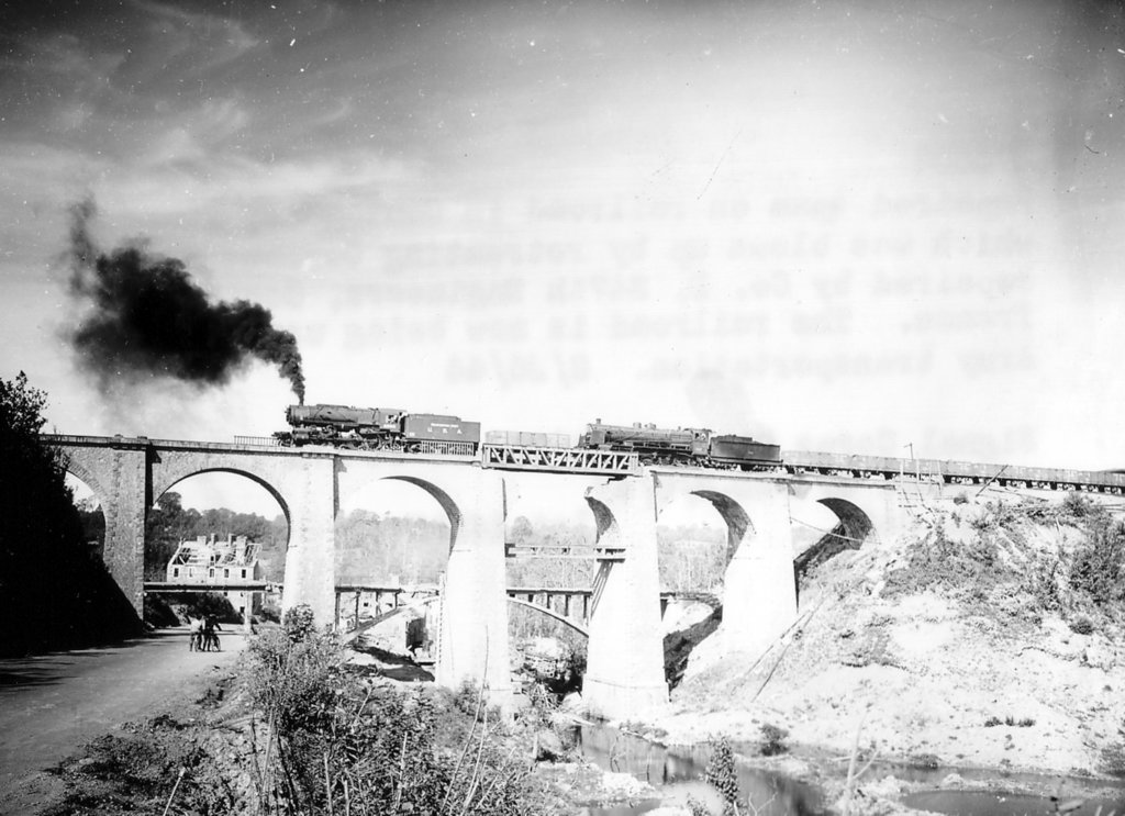 railwaybridgesouthofcoutances2.jpg