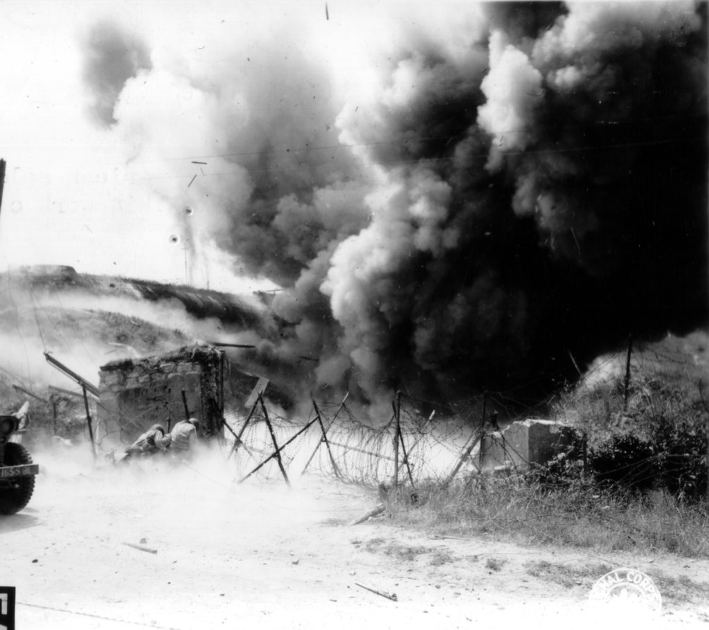 thusinfantrydivisionassaultfortduroule24thjune1944.jpg