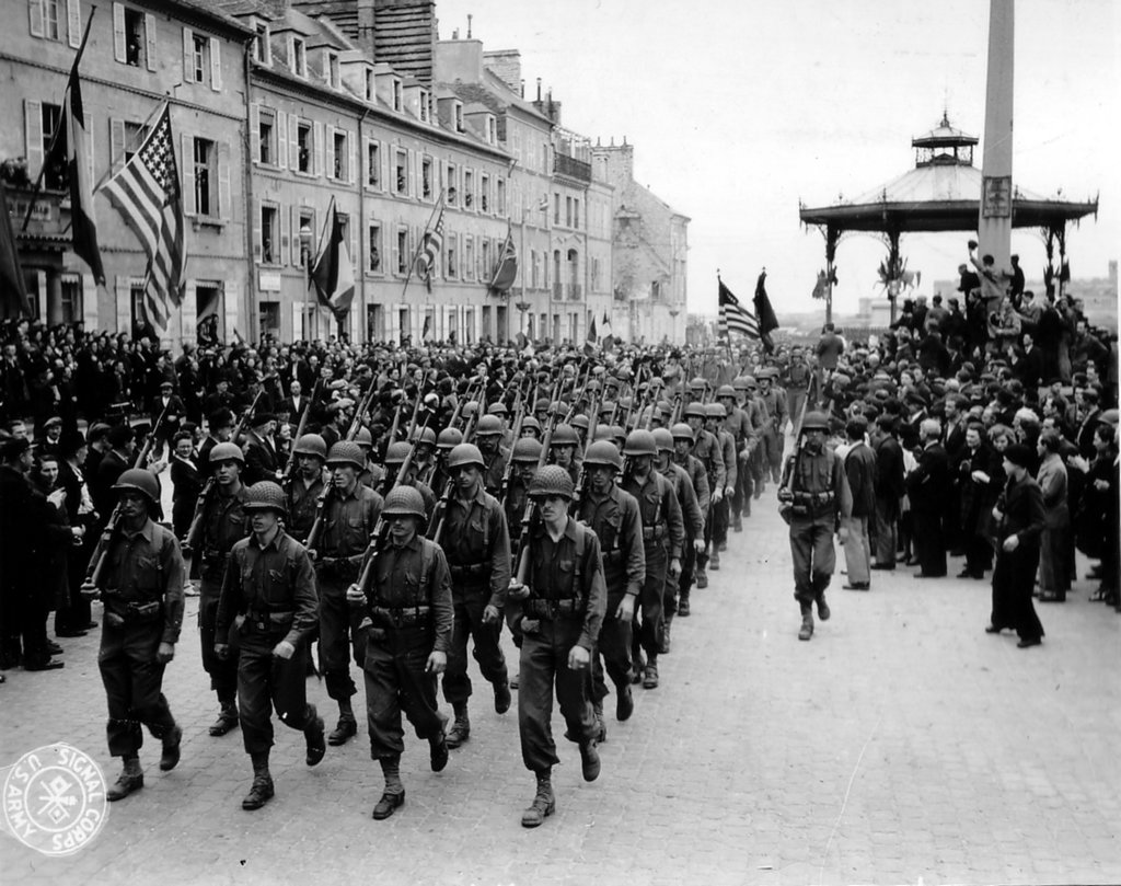 victoryparadeplacedelarpubliquecherbourgjuly14th1944.jpg